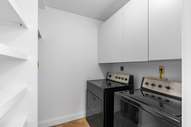 16 Via Lago, Boynton Beach, FL 33435