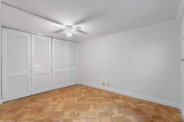 16 Via Lago, Boynton Beach, FL 33435