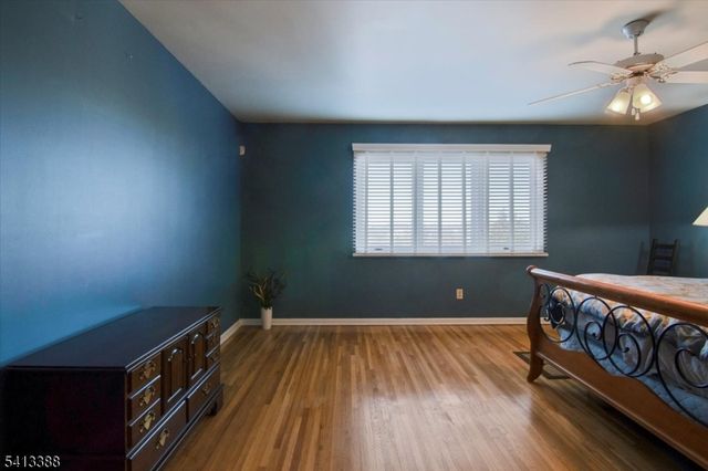 180 Marion Dr, West Orange Twp., NJ 07052