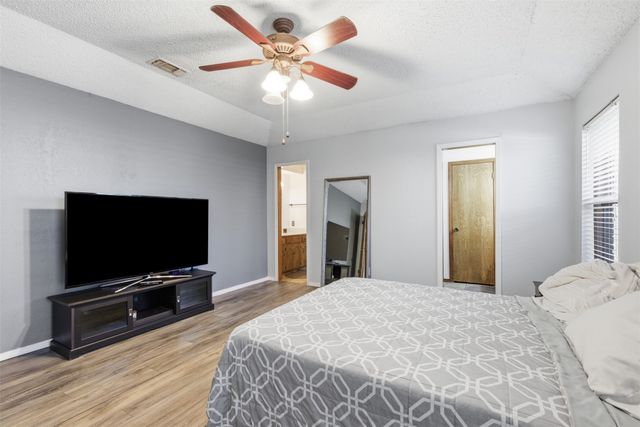 1908 Cleburn Drive, Arlington, TX 76012