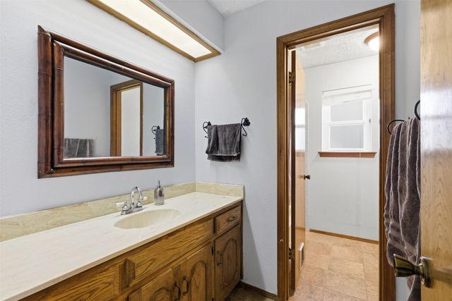 1908 Cleburn Drive, Arlington, TX 76012