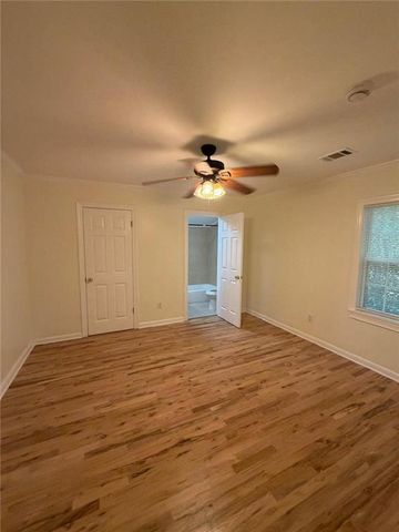 637 Parkdale Drive, Scottdale, GA 30079