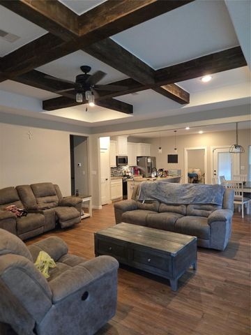 125 Smith Street, Clute, TX 77531