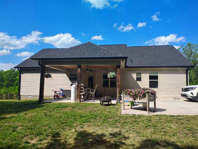 8447 Epperson Springs Rd, Westmoreland, TN 37186