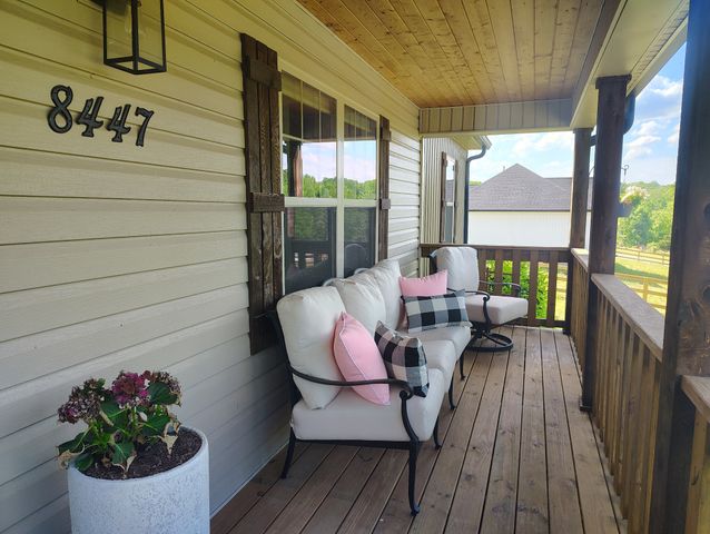 8447 Epperson Springs Rd, Westmoreland, TN 37186