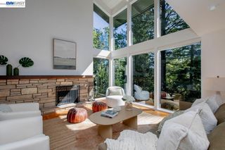 6540 Saroni Dr, Oakland, CA 94611