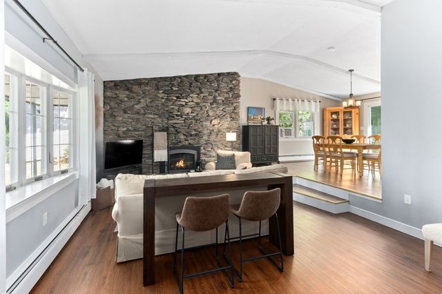 18 Oar & Line Rd, Plymouth, MA 02360