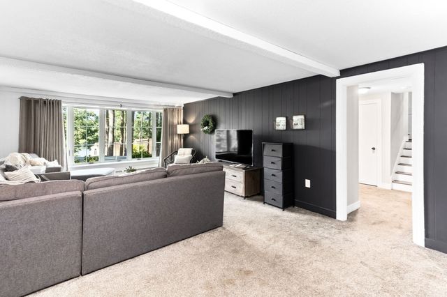 18 Oar & Line Rd, Plymouth, MA 02360