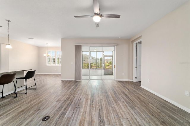 8890 SW 104TH CIRCLE, Ocala, FL 34481