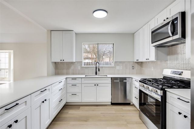 1762 Windy Park CIR, Round Rock, TX 78664