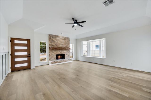 1762 Windy Park CIR, Round Rock, TX 78664