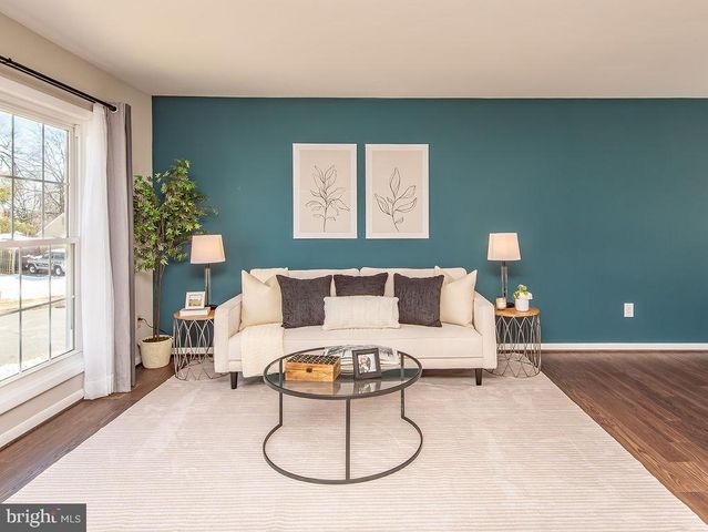 811 FALL PL, Herndon, VA 20170