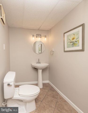 811 FALL PL, Herndon, VA 20170