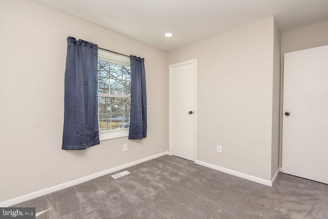 811 FALL PL, Herndon, VA 20170