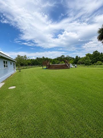2096 SE Ancora Ct, Port St. Lucie, FL 34952