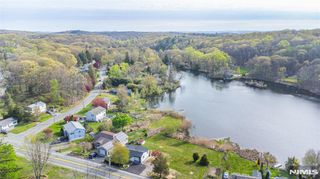 502 Otterhole Road, West Milford, NJ 07480