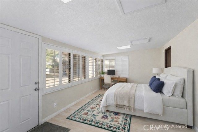 9533 Choiceana, Hesperia, CA 92345