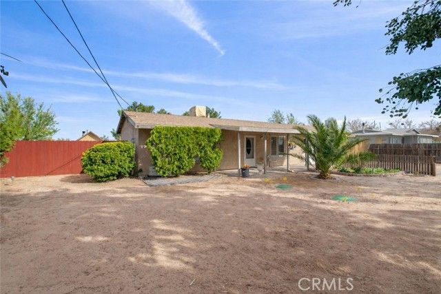 9533 Choiceana, Hesperia, CA 92345