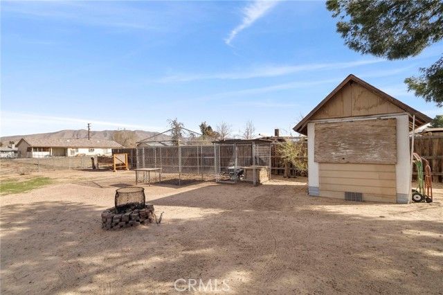 9533 Choiceana, Hesperia, CA 92345
