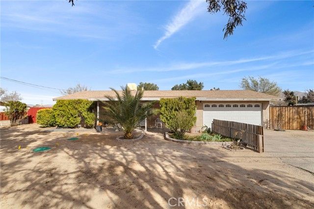 9533 Choiceana, Hesperia, CA 92345
