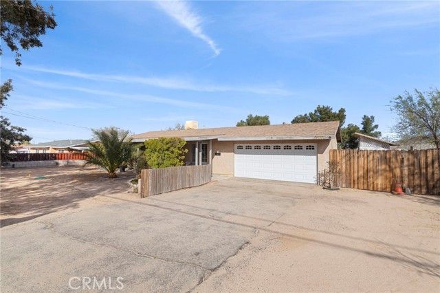 9533 Choiceana, Hesperia, CA 92345
