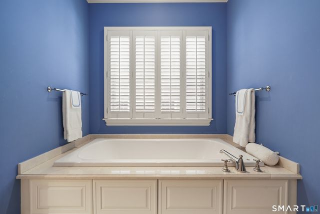 53 Waterview Way 53, Stamford, CT 06902