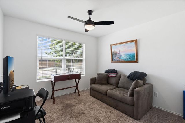 142 Esparza DR, Bastrop, TX 78602