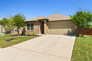 142 Esparza DR, Bastrop, TX 78602