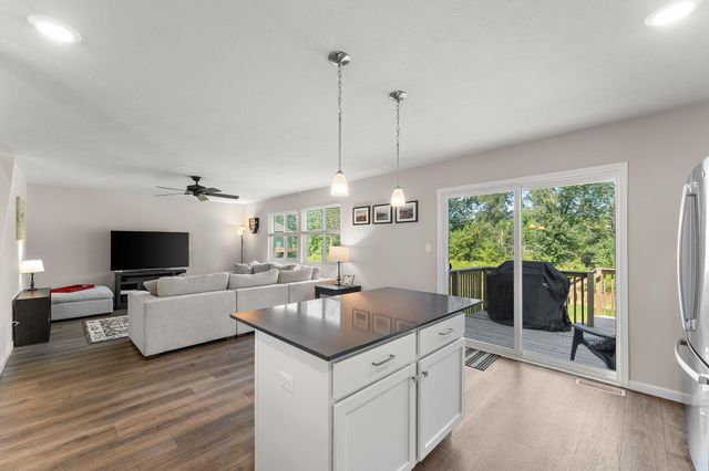 29 Karner Blue Court, Chesterton, IN 46304