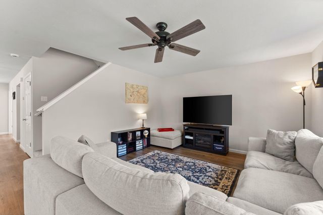 29 Karner Blue Court, Chesterton, IN 46304