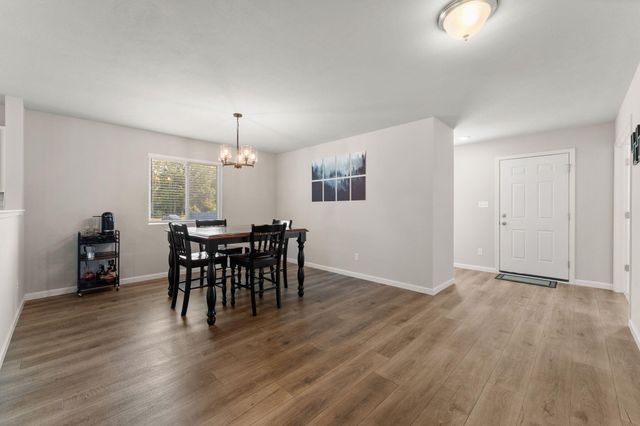 29 Karner Blue Court, Chesterton, IN 46304