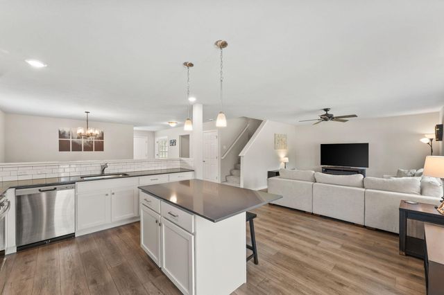 29 Karner Blue Court, Chesterton, IN 46304