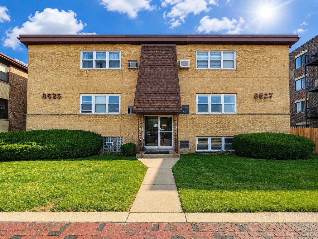 8627 Grand Avenue 4, River Grove, IL 60171