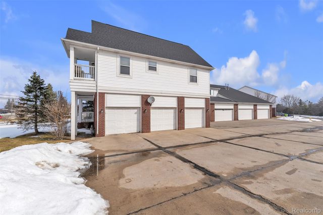 29104 Philadelphia Drive 13, Chesterfield Township, MI 48051