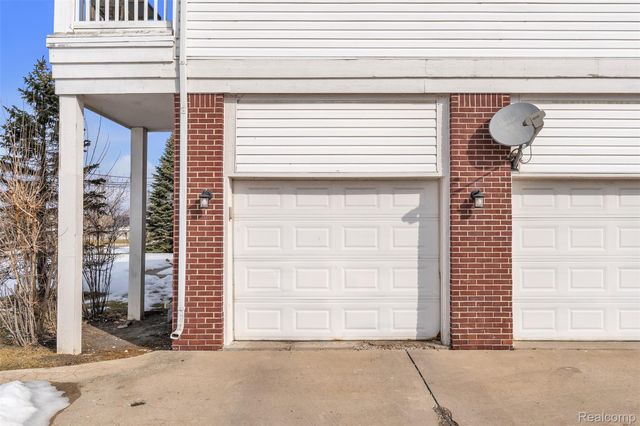 29104 Philadelphia Drive 13, Chesterfield Township, MI 48051