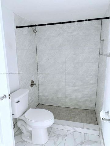 1175 NW 124th Pl 101, Miami, FL 33182