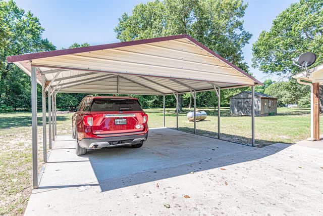 420 Rs County Road 3210, Emory, TX 75440