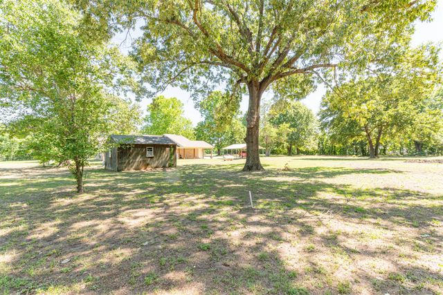 420 Rs County Road 3210, Emory, TX 75440