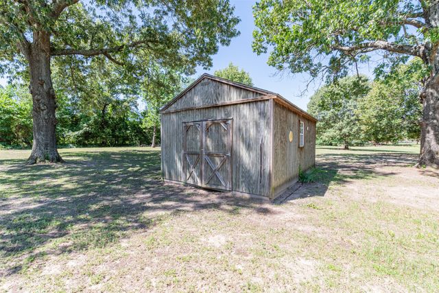 420 Rs County Road 3210, Emory, TX 75440