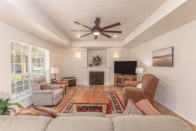 420 Rs County Road 3210, Emory, TX 75440