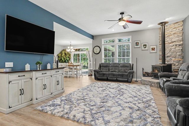 2851 Jasmine Street, Schoolcraft, MI 49087