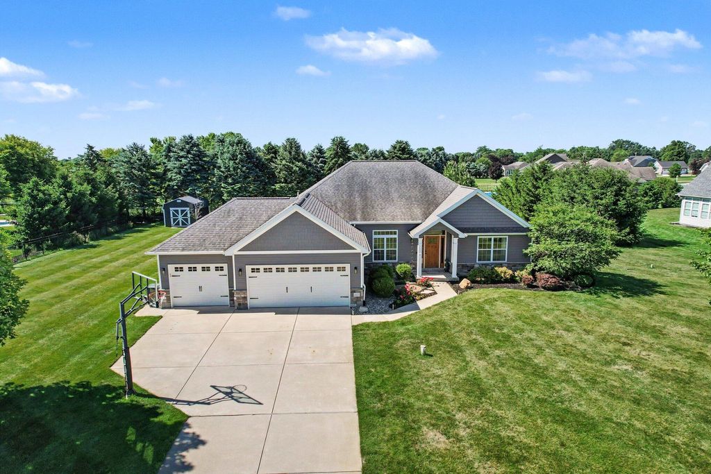 2851 Jasmine Street, Schoolcraft, MI 49087