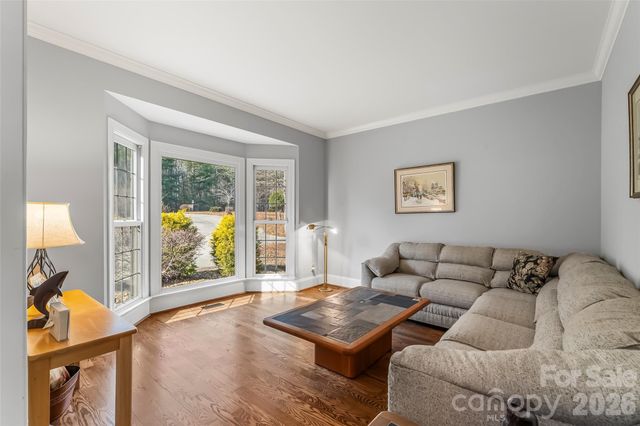 293 Bear Cliff Drive, Nebo, NC 28761