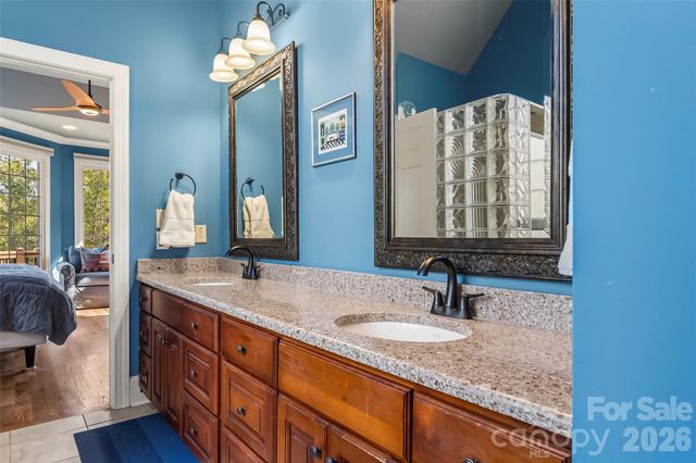 293 Bear Cliff Drive, Nebo, NC 28761