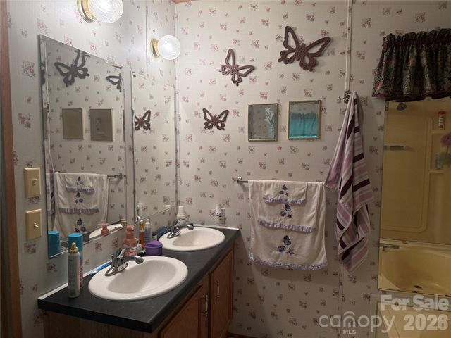 39 Lisa Court 11, Otto, NC 28763