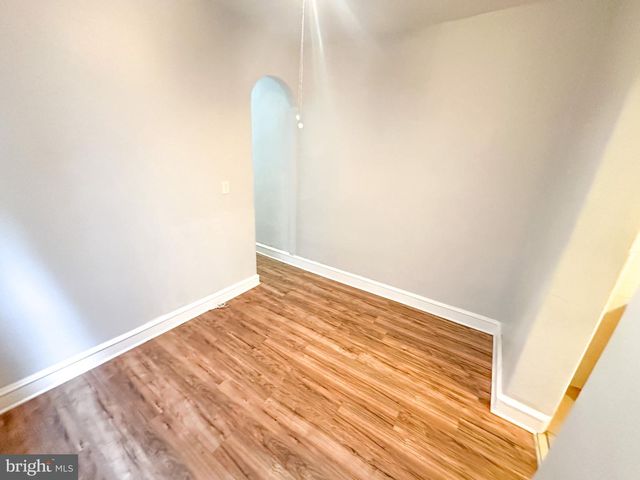 2446 N 33RD ST, Philadelphia, PA 19132