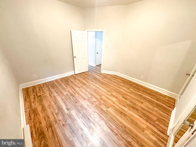 2446 N 33RD ST, Philadelphia, PA 19132