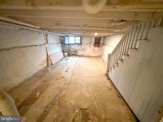 2446 N 33RD ST, Philadelphia, PA 19132