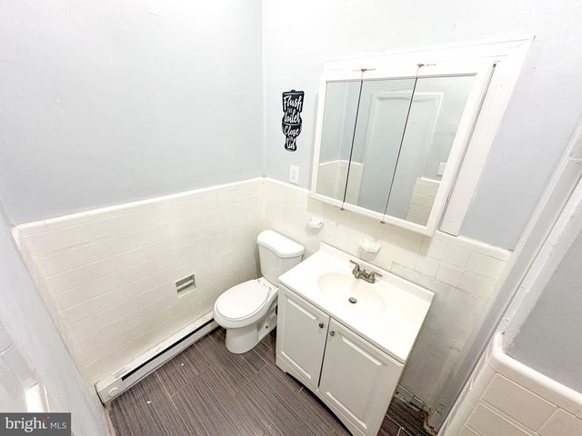 2446 N 33RD ST, Philadelphia, PA 19132