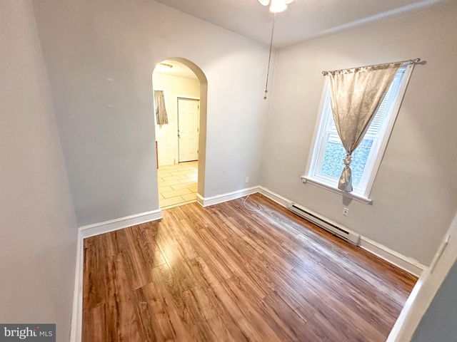 2446 N 33RD ST, Philadelphia, PA 19132